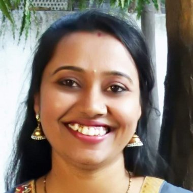 KalyaniRaval - Freelance Graphic Designer