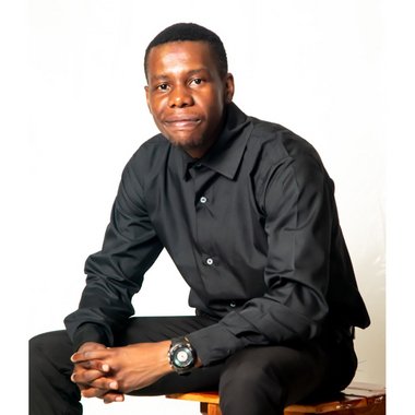 Praise D. - Freelance Presenter