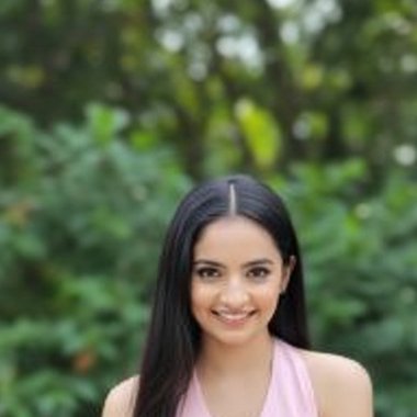 Mansi M. - Freelance Web Developer