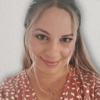 Michaela B. - Freelance Illustrator