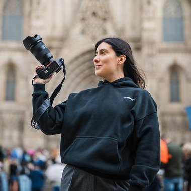 Anita R. - Freelance Video Editor