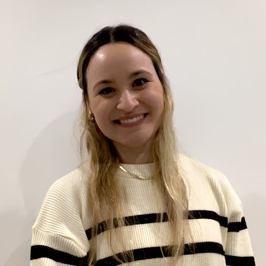 katiardzcantu - Freelance Graphic Designer