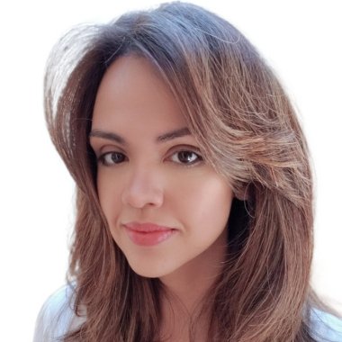 Mayra G. - Freelance Growth Marketer