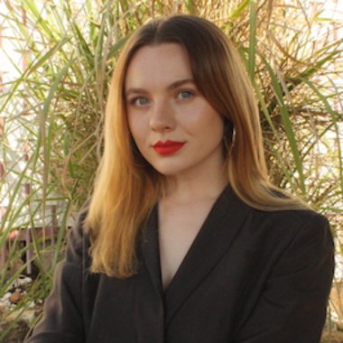 Christine M. - Freelance Social Media Freelancer