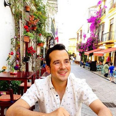 Oliver A. - Freelance Web Developer