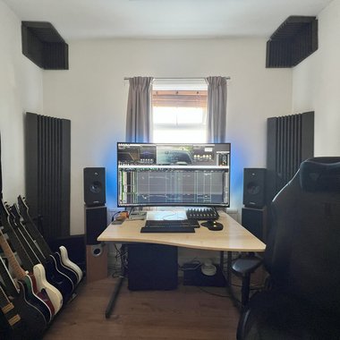 Jack R. - Freelance Music Producer