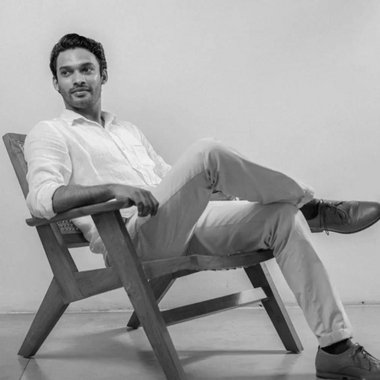 Isuru K. - Freelance Product Designer