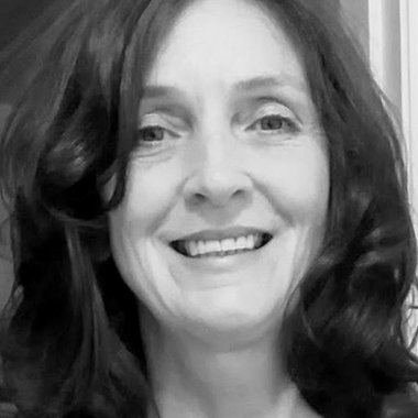 Suzanne L. - Freelance Voiceover Artist