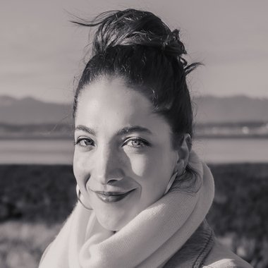 Leen I. - Freelance Documentary Filmmaker