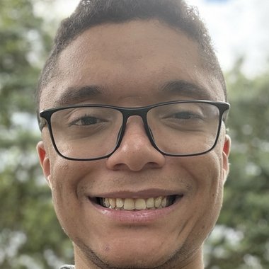 Ezequias V. - Freelance Web Developer