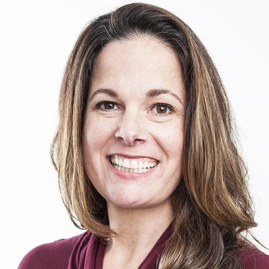 Amy R. - Freelance Graphic Designer