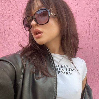 Alina N. - Freelance Brand Strategist