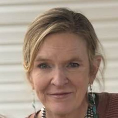 Joni D. - Freelance Brand Designer