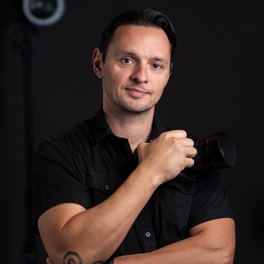 Ivan R. - Freelance Content Creator