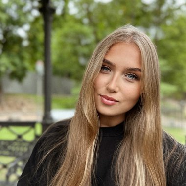 Kate L. - Freelance Social Media Freelancer