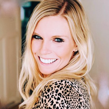 Sarah H. - Freelance Copywriter
