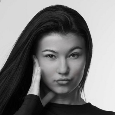 Sophia - Freelance Content Creator