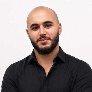 Mohamed B. - Freelance Designer