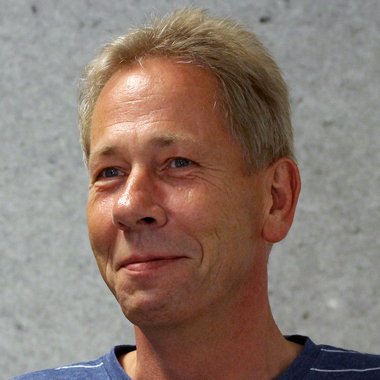 Helmut (. - Freelance Musician