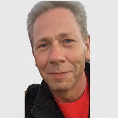 Helmut (. - Freelance Composer