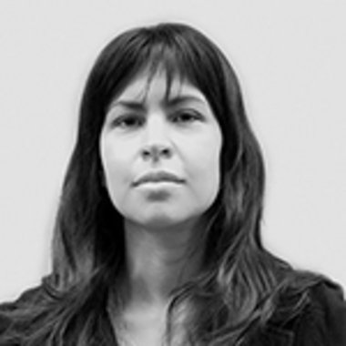 Rebeca G. - Freelance Graphic Designer