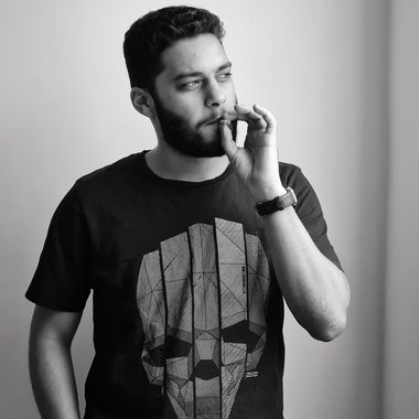 Moe B. - Freelance Motion Graphic Designer