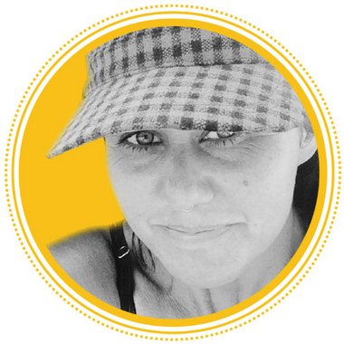 Naomi W. - Freelance Packaging Designer