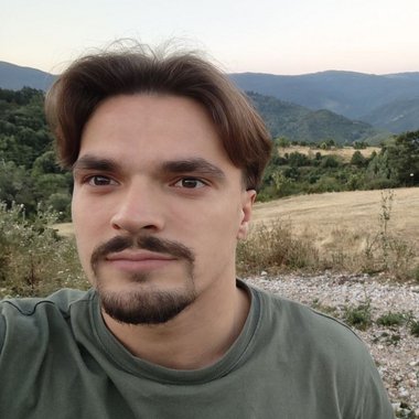 Diart T. - Freelance Presentation Designer