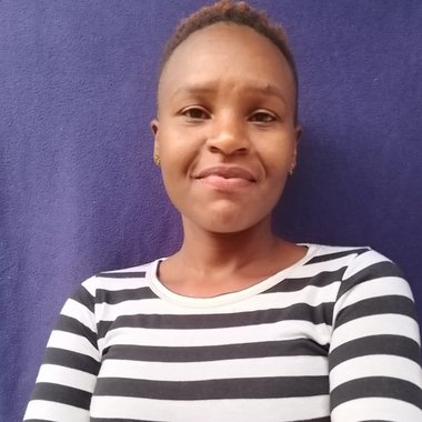 Esther W. - Freelance Seo Expert