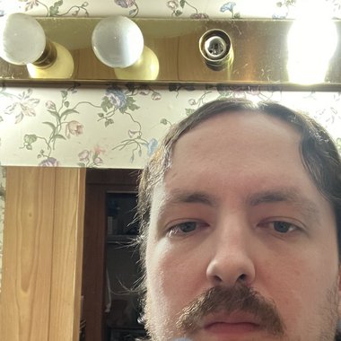 Richard J. - Freelance Video Editor