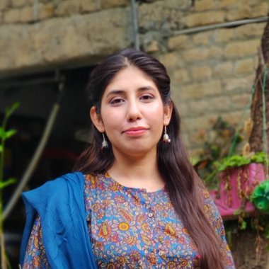 Hadeeqa A. - Freelance Graphic Designer