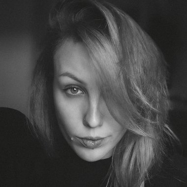 Vana B. - Freelance Ux Designer