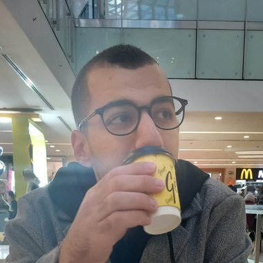 suhaib s. - Freelance Social Media Freelancer