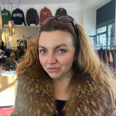 Julia F. - Freelance Audio Engineer