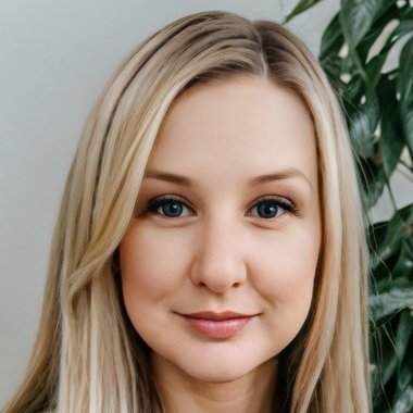 Nicole B. - Freelance Graphic Designer