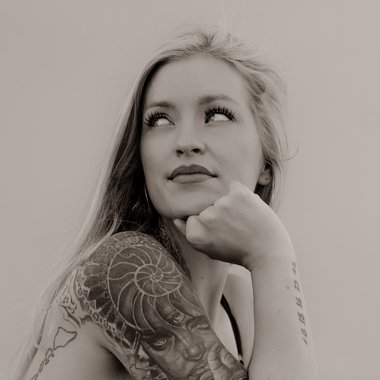 mrscomptonart - Freelance Illustrator