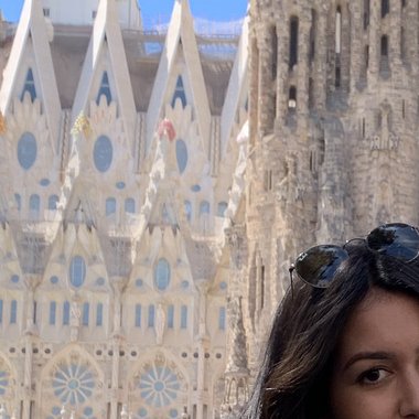 Joana - Freelance Brand Designer