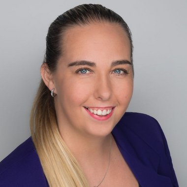 Adrienne P. - Freelance Ui Designer