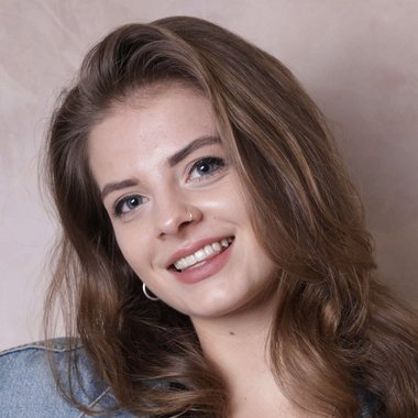 Immi B. - Freelance Growth Marketer