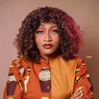 MABEL O. - Freelance 2nd Assistant Director