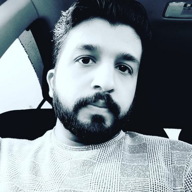 Ateeb H. - Freelance Graphic Designer