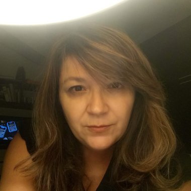 ANASTASIA T. - Freelance Brand Designer