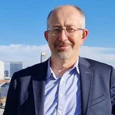 Peter K. - Freelance Presenter