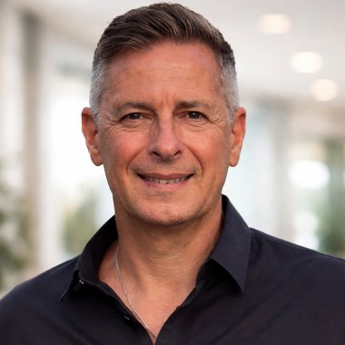 Victorio M. - Freelance Video Editor