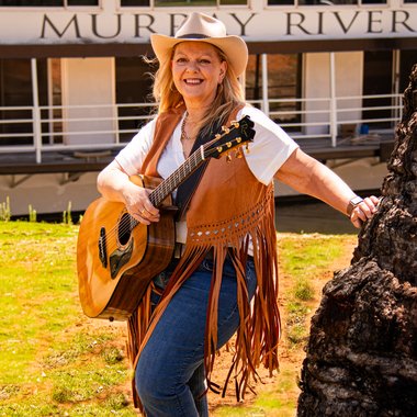 Christine C. - Freelance Songwriter