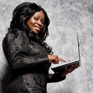 Sakinatou S. - Freelance Digital Marketer