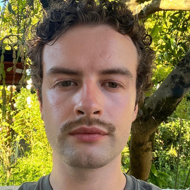 Hugo C. - Freelance 3d Visualizer