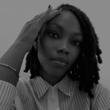 Elucrene K. - Freelance Graphic Designer