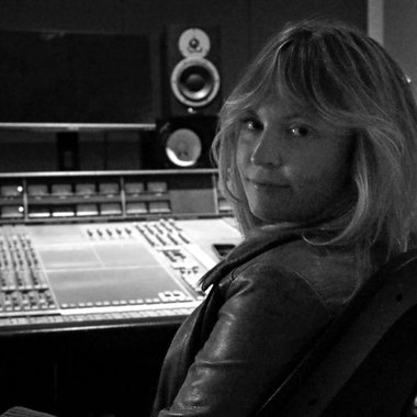 MaisyHynes - Freelance Recording Studio