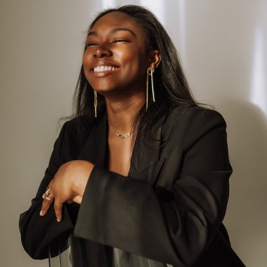 Vine D. - Freelance Content Creator